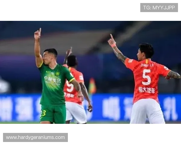 球探网足球即时比分的使用技巧和功能介绍，帮助用户更好地利用平台获取全面的足球比赛资讯